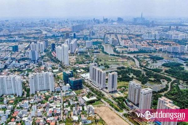 Bất động sản liên tục tăng giá, người trẻ ngày càng khó sở hữu nhà ở đô thị